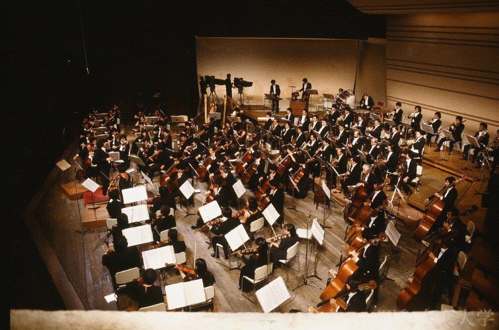 特別回 - 昭和音楽大学附属図書館